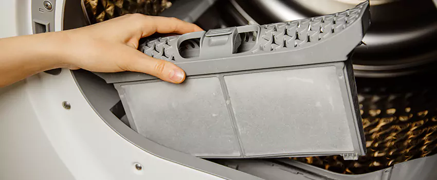 Signs Of A Clogged Dryer Lint Trap in Shelbyville, Indiana